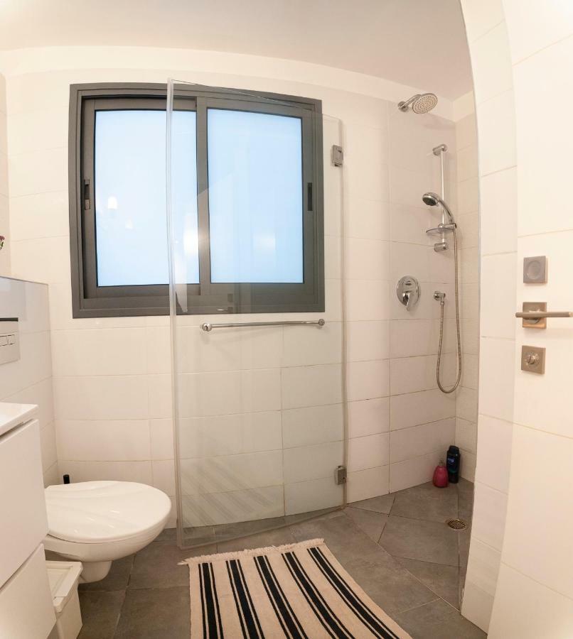 Luxury 2 Bedrooms Apartments Rothschild + Balcony Tel Aviv Esterno foto